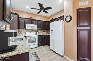 14207 W Gunsight Dr, Sun City West, AZ 85375 - Photo 15