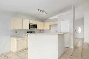 542 W Princeton Ave, Gilbert, AZ 85233 - Photo 9