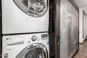 7401 N Scottsdale Rd, Paradise Valley, AZ 85253 - Photo 31