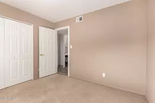 307 W Santa Cruz Dr, Tempe, AZ 85282 - Photo 23