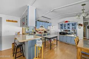 3490 Black Bear Run, Overgaard, AZ 85933 - Photo 11