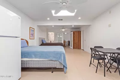 10050 W Lancaster Drive, Sun City, AZ 85351 - Photo 17