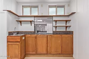 10050 W Lancaster Dr, Sun City, AZ 85351 - Photo 19