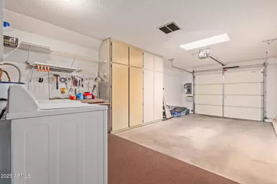 10050 W Lancaster Drive, Sun City, AZ 85351 - Photo 21