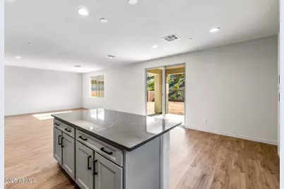 13487 W Cassia Trail, Peoria, AZ 85383 - Photo 11