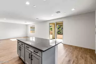 13487 W Cassia Trail, Peoria, AZ 85383 - Photo 11