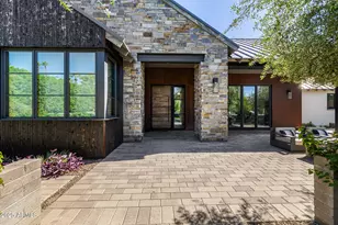 4535 N 49th Pl, Phoenix, AZ 85018 - Photo 11