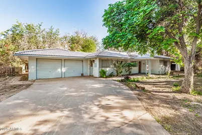 6801 N 2nd Place, Phoenix, AZ 85012 - Photo 1