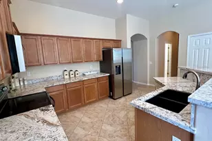 42115 N 45th Dr, Anthem, AZ 85086 - Photo 9