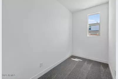 25151 N 171st Lane, Surprise, AZ 85387 - Photo 19
