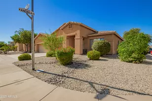 26706 N 24th Dr, Phoenix, AZ 85085 - Photo 3