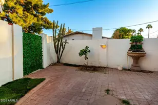 490 N Vine St, Chandler, AZ 85225 - Photo 13