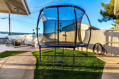 490 N Vine Street, Chandler, AZ 85225 - Photo 9