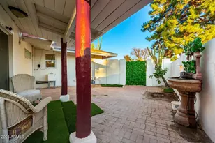 490 N Vine St, Chandler, AZ 85225 - Photo 11