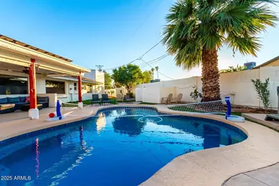 490 N Vine Street, Chandler, AZ 85225 - Photo 45