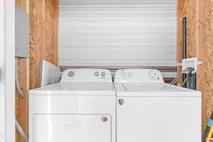 196 Mineshaft Dr, Apache Junction, AZ 85119 - Photo 15