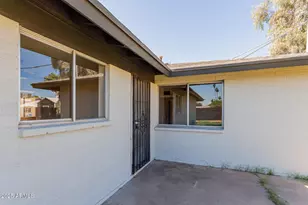 5902 W Wolf St, Phoenix, AZ 85033 - Photo 29