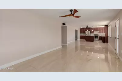 5902 W Wolf Street, Phoenix, AZ 85033 - Photo 7