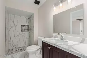 5902 W Wolf St, Phoenix, AZ 85033 - Photo 17