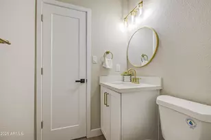 4750 N 39th Dr, Phoenix, AZ 85019 - Photo 25