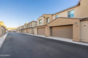 724 E Lark St, Gilbert, AZ 85297 - Photo 25