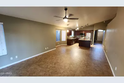 4830 W Shannon Court, Chandler, AZ 85226 - Photo 9