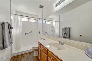 8043 W Windrose Dr, Peoria, AZ 85381 - Photo 13