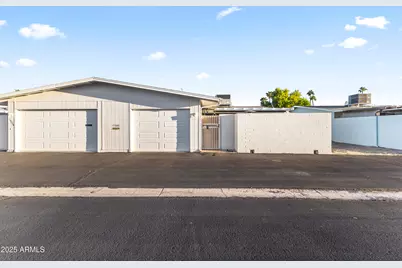 17322 N Del Webb Boulevard, Sun City, AZ 85373 - Photo 27