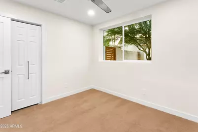 2273 E Clinton Street, Phoenix, AZ 85028 - Photo 17