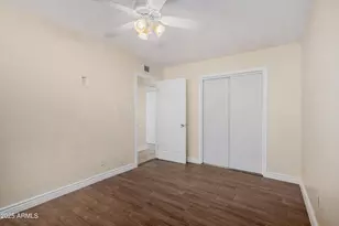 2555 E Mobile Ln, Phoenix, AZ 85040 - Photo 15