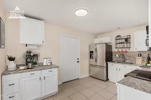 2555 E Mobile Ln, Phoenix, AZ 85040 - Photo 9