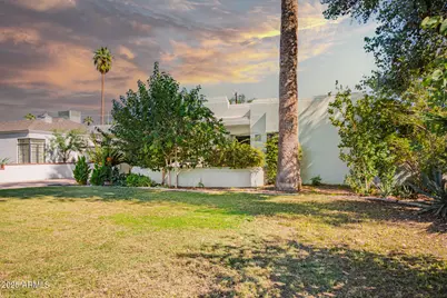 2209 N 12th Avenue, Phoenix, AZ 85007 - Photo 3