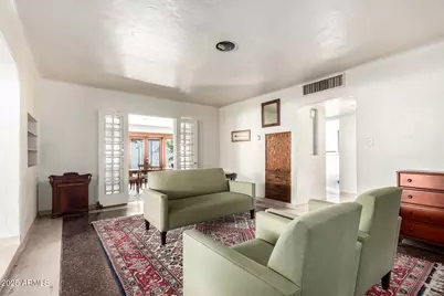 2209 N 12th Avenue, Phoenix, AZ 85007 - Photo 5