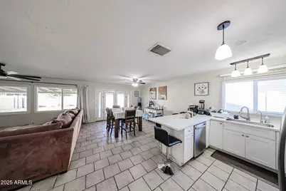 2158 W Willow Avenue, Phoenix, AZ 85029 - Photo 9