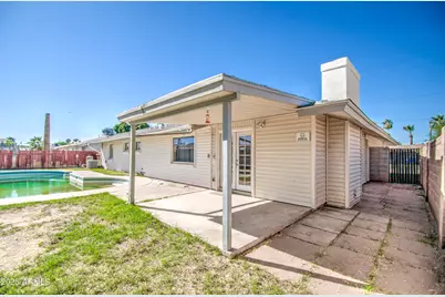 5035 N 39th Drive, Phoenix, AZ 85019 - Photo 7