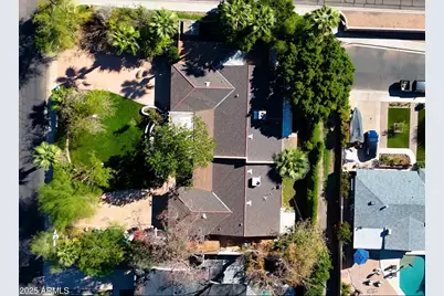 5545 E Earll Drive, Phoenix, AZ 85018 - Photo 7