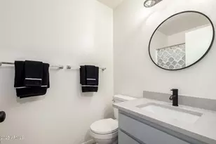 8131 N 107th Ave, Peoria, AZ 85345 - Photo 17