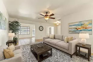 10521 W Prairie Hills Cir, Sun City, AZ 85351 - Photo 3
