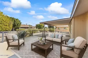 10521 W Prairie Hills Cir, Sun City, AZ 85351 - Photo 31