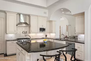 10754 E Laurel Ln, Scottsdale, AZ 85259 - Photo 13