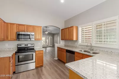 25060 W Wayland Drive, Buckeye, AZ 85326 - Photo 13