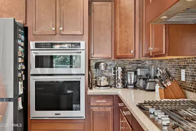 8984 W Diana Avenue, Peoria, AZ 85345 - Photo 11