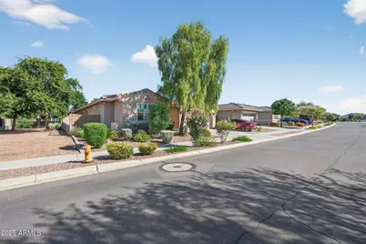 8984 W Diana Avenue, Peoria, AZ 85345 - Photo 1