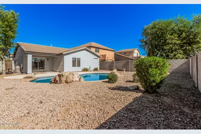 45319 W Sage Brush Drive, Maricopa, AZ 85139 - Photo 35