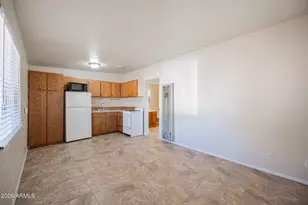 903 S Kenwood Cir, Tempe, AZ 85281 - Photo 5