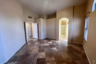 18630 North 28th Way, Phoenix, AZ 85050 - Photo 11