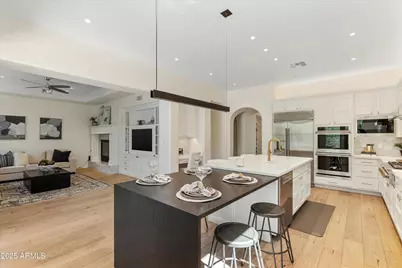 18114 N 93rd Place, Scottsdale, AZ 85255 - Photo 5