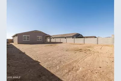 17842 W Elm Street, Goodyear, AZ 85395 - Photo 23