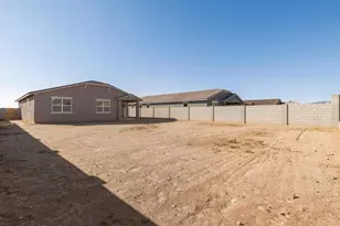 17842 W Elm St, Goodyear, AZ 85395 - Photo 23