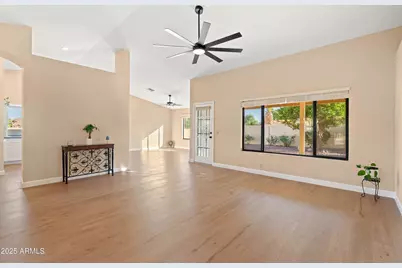 9123 W Utopia Road, Peoria, AZ 85382 - Photo 7